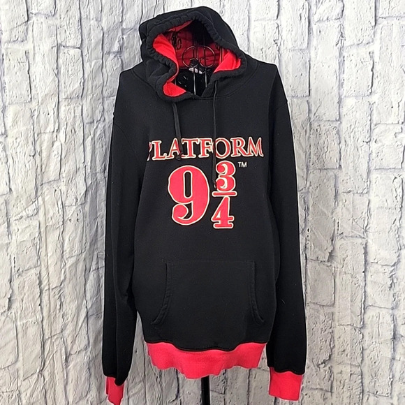 UNIVERSAL‎ STUDIOS HARRY POTTER Platform 9 3/4 Hoodie Sweatshirt Medium - Picture 1 of 8